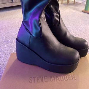 Steve Madden DUKE30 Platforms Boots